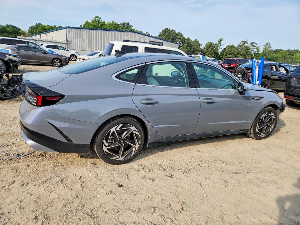 2025 Hyundai Sonata VIN KMHL14JA1SA518152 COPART salvage auction — FRONT END, Va - Cert Of Title - Salvage, sold $200 on 2026-07-28 (photo 3)