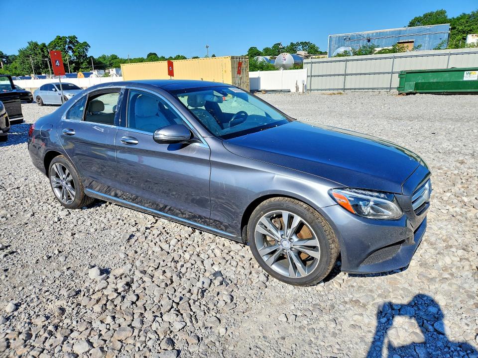 2017 Mercedes-benz C-klasse VIN 55SWF4KB7HU182399 COPART salvage auction — MINOR DENT/SCRATCHES, Oh - Certificate Of Title (P), sold $4,950 on 2026-07-09 (photo 4)
