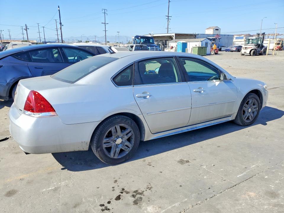 2016 Chevrolet Impala VIN 2G1WB5E37G1179360 COPART salvage auction — MINOR DENT/SCRATCHES, Ca - Dis/Dlr/Exp Only Clean Title (P), sold $925 on 2026-07-27 (photo 3)