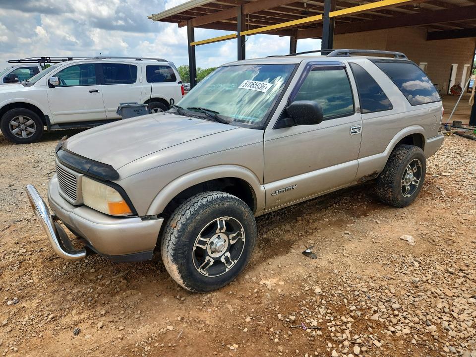 2000 Gmc Jimmy VIN 1GKCT18W5YK232858 COPART salvage auction — NORMAL WEAR, Tn - Certificate Of Title, sold $500 on 2026-07-29 (photo 1)
