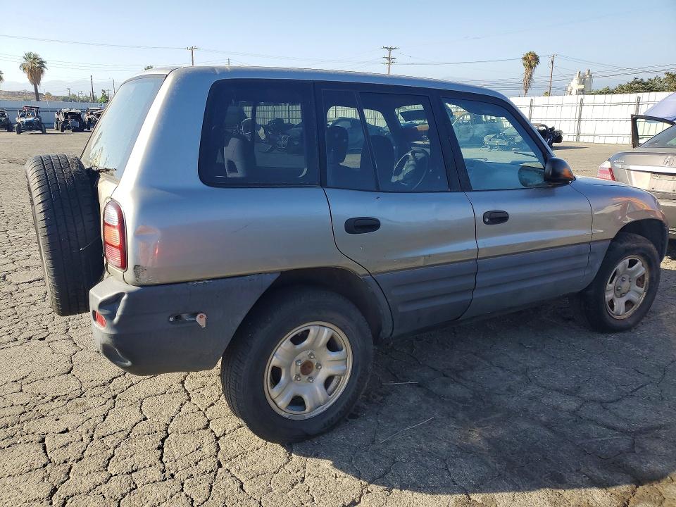 1999 Toyota Rav4 VIN JT3GP10V9X7057105 COPART salvage auction — REAR END, CA - DIS/DLR/EXP ONLY CLEAN TITLE, sold $200 on 2026-07-09 (photo 3)