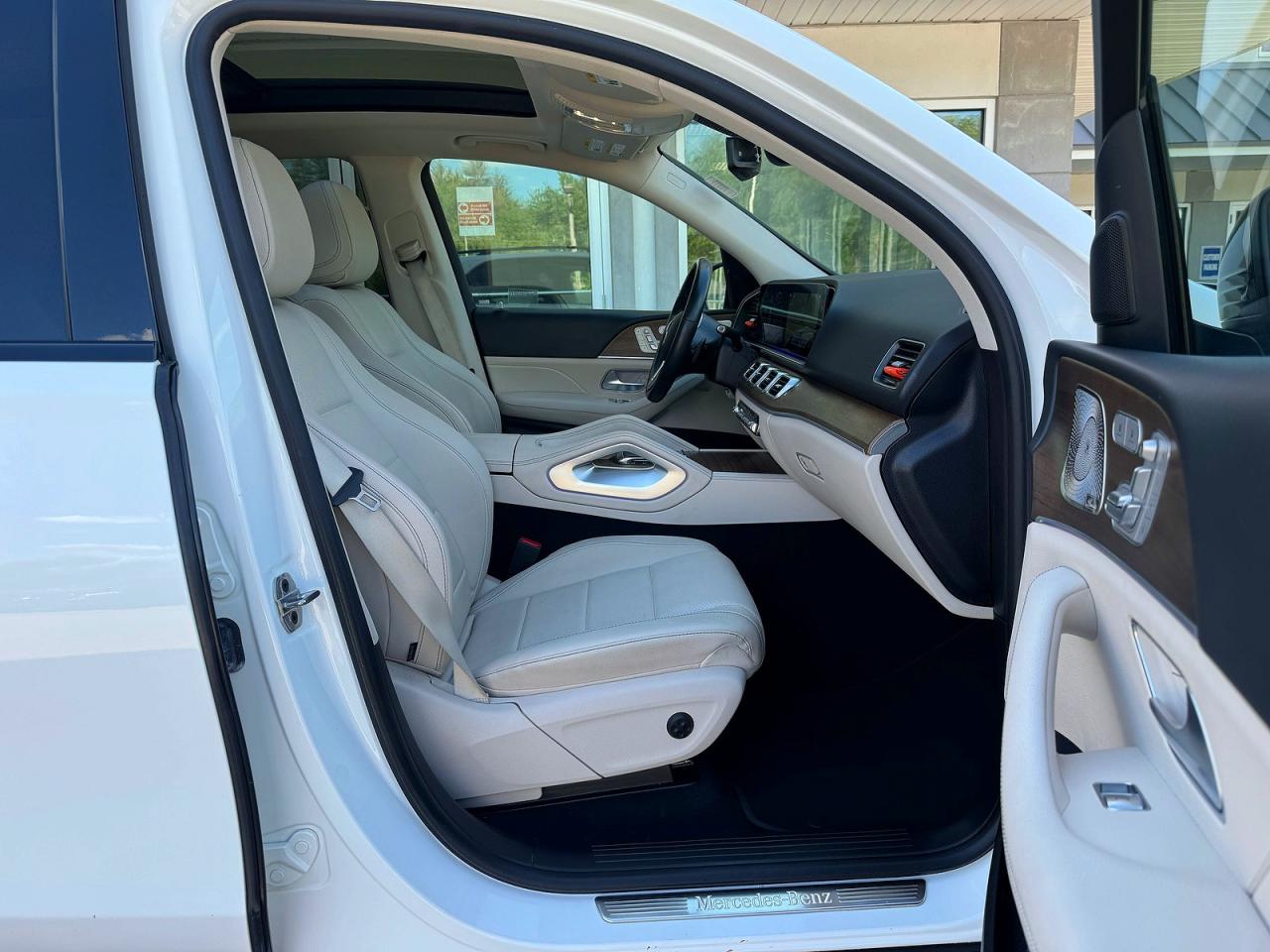 2023 Mercedes-benz Gle class VIN 4JGFB4JBXPA903414 COPART salvage auction — Minor Dent/Scratches, FL - CERTIFICATE OF TITLE (P), sold $33,250 on 2026-07-08 (photo 5)