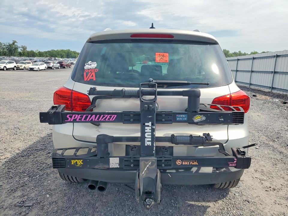 2012 Volkswagen Tiguan VIN WVGBV7AX1CW580841 COPART salvage auction — UNDERCARRIAGE, Va - Cert Of Title - Salvage, sold $1,500 on 2026-07-08 (photo 6)