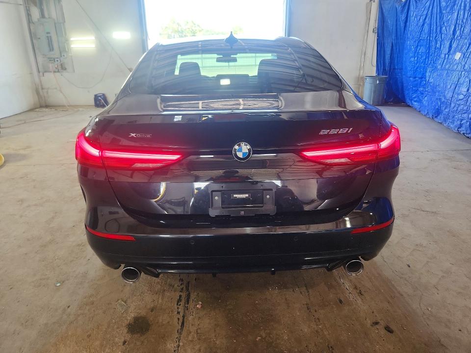 2022 BMW 2er VIN WBA73AK01N7K25838 COPART salvage auction — NORMAL WEAR, Ky - Cert Of Title-Rebuilt Water, sold $7,400 on 2026-07-06 (photo 6)