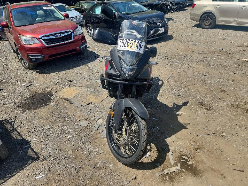 2024 Honda VIN JH2RD1619RK102259 COPART salvage auction — VANDALISM, AZ - CERT OF TITLE - SALVAGE, sold $2,850 on 2026-07-23 (photo 2)