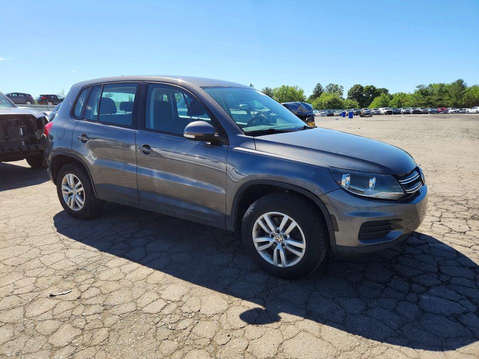 2012 Volkswagen Tiguan VIN WVGBV7AX2CW005034 COPART salvage auction — FRONT END, Pa - Cert Of Title, sold $525 on 2026-07-10 (photo 4)