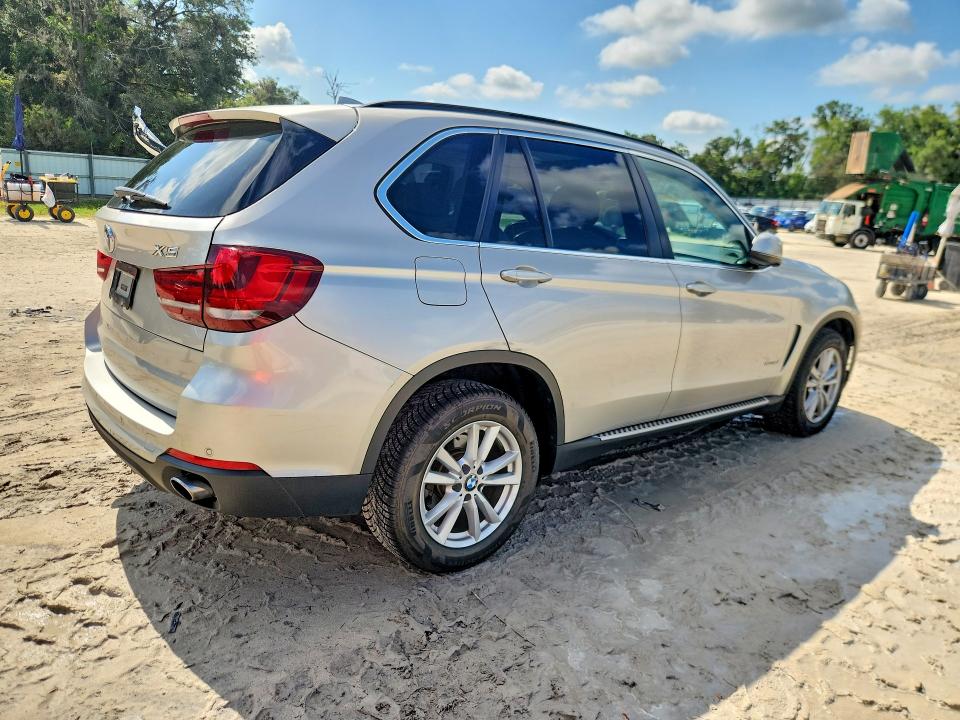 2015 BMW X5 VIN 5UXKR0C5XF0P14800 COPART salvage auction — SIDE, Fl - Cert Of Title Slvg Rebuildable, sold $3,200 on 2026-07-14 (photo 3)