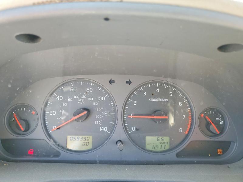 2001 Volvo S40 VIN YV1VS29583F930668 COPART salvage auction — MINOR DENT/SCRATCHES, CA - DIS/DLR/EXP APP FOR DUP CLEAN, sold $275 on 2026-07-10 (photo 9)