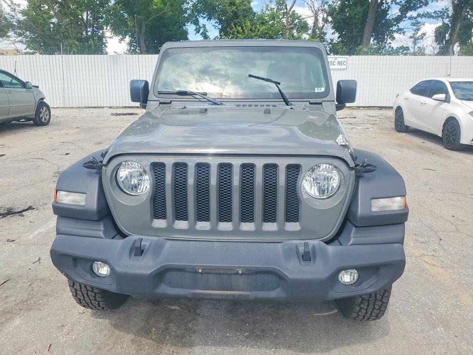 2020 Jeep Wrangler unlimited VIN 1C4HJXDGXLW235796 COPART salvage auction — MINOR DENT/SCRATCHES, MO - CERTIFICATE OF TITLE, sold $17,100 on 2026-07-16 (photo 5)