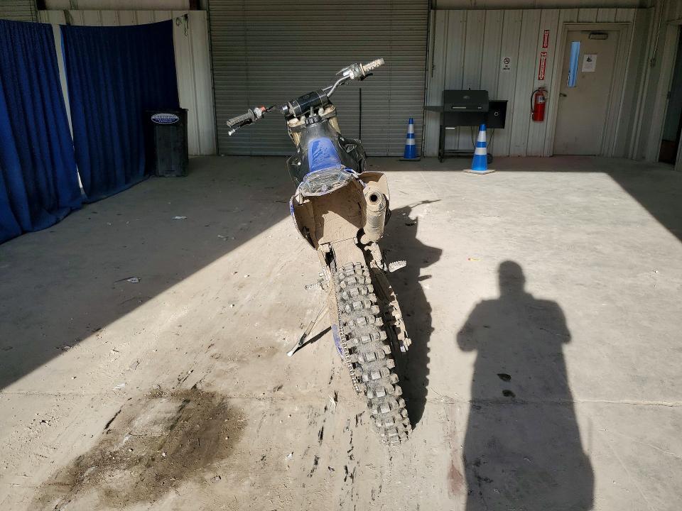 2022 Yamaha Yz125 VIN JYACE29C8NA004527 COPART salvage auction — ALL OVER, Wv - Salvage Certificate, sold $1,750 on 2026-07-02 (photo 4)