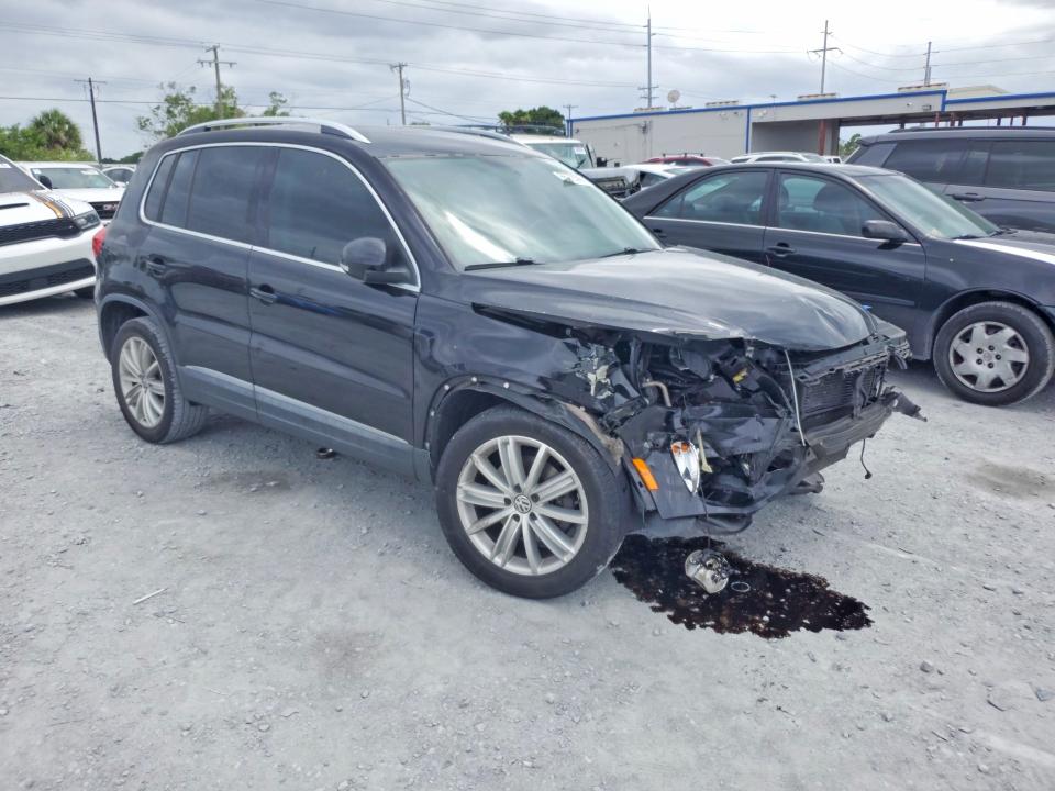 2013 Volkswagen Tiguan VIN WVGAV3AX3DW565909 COPART salvage auction — FRONT END, Fl - Certificate Of Destruction, sold $275 on 2026-07-24 (photo 4)