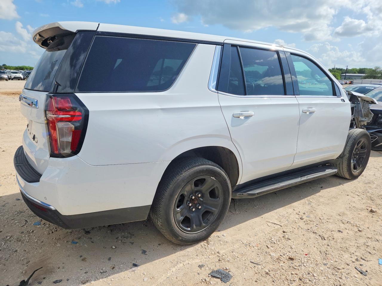2021 Chevrolet Tahoe VIN 1GBSCLED8MR296260 COPART salvage auction — Minor Dent/Scratches, TX - CERTIFICATE OF TITLE (P), sold $8,300 on 2026-07-09 (photo 3)