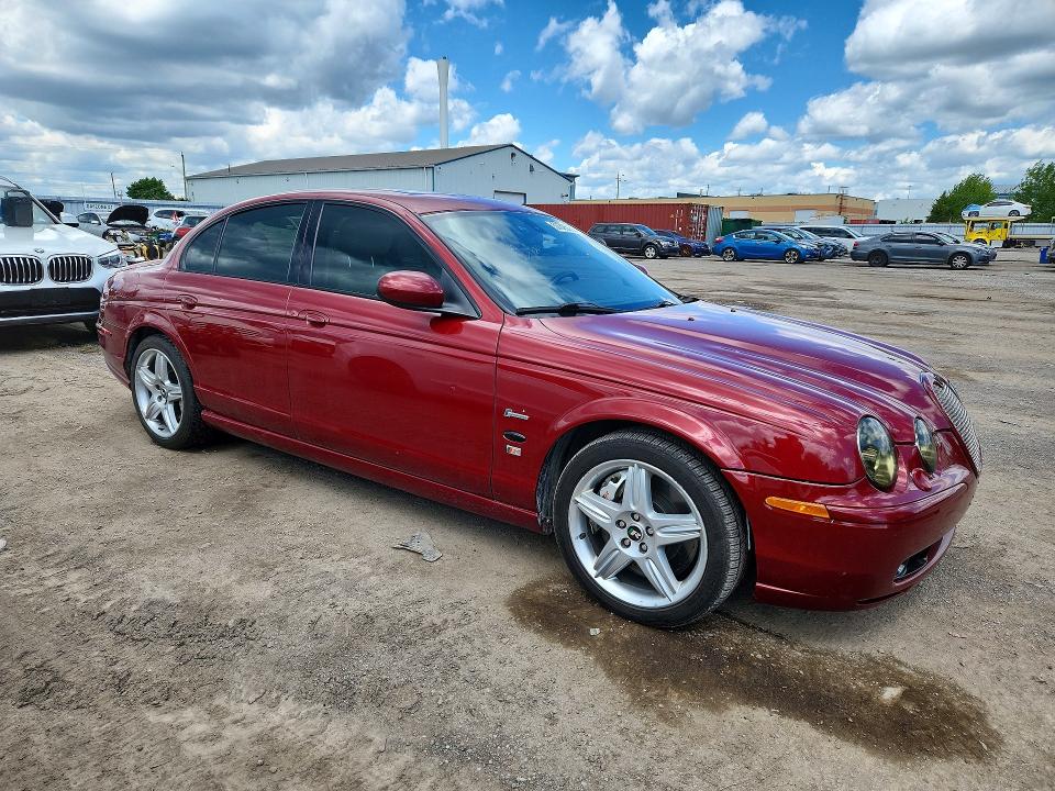 2003 Jaguar S type VIN SAJGA03VX31M65050 COPART salvage auction — BURN, On - Permit Irrepairable, sold $600 on 2026-07-16 (photo 4)