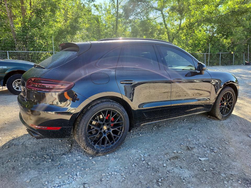 2017 Porsche Macan VIN WP1AG2A58HLB56026 COPART salvage auction — MINOR DENT/SCRATCHES, Oh - Cert Of Title-Salvage, sold $13,700 on 2026-07-15 (photo 3)