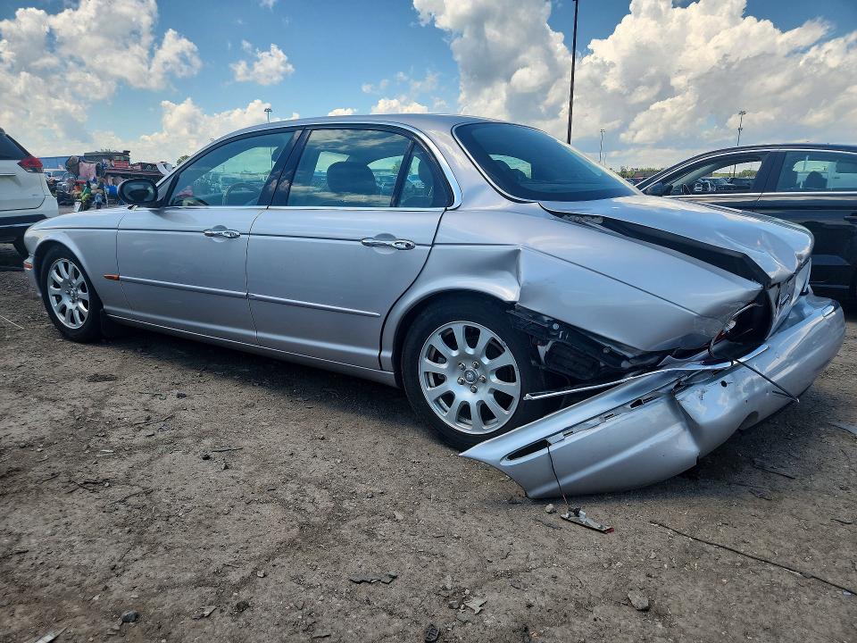 2004 Jaguar Xj series VIN SAJEA71C94SG06738 COPART salvage auction — REAR END, MI - CERTIFICATE OF TITLE, sold $500 on 2026-07-14 (photo 2)