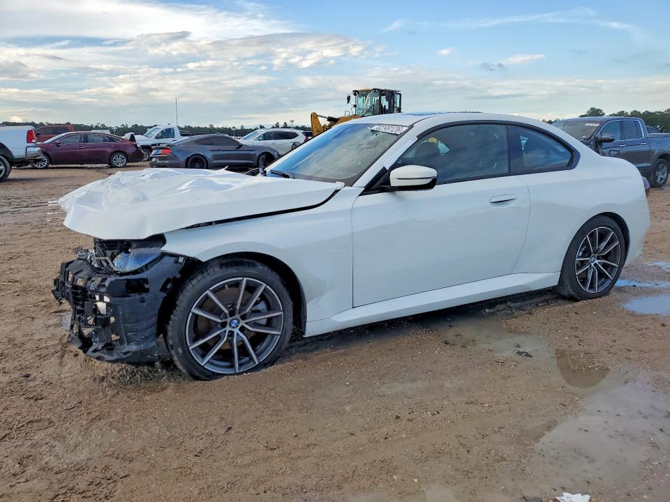 2026 BMW 2er VIN 3MW33CM02T8G28665 COPART salvage auction — FRONT END, Fl - Cert Of Title Slvg Rebuildable, sold $9,700 on 2026-07-28 (photo 1)