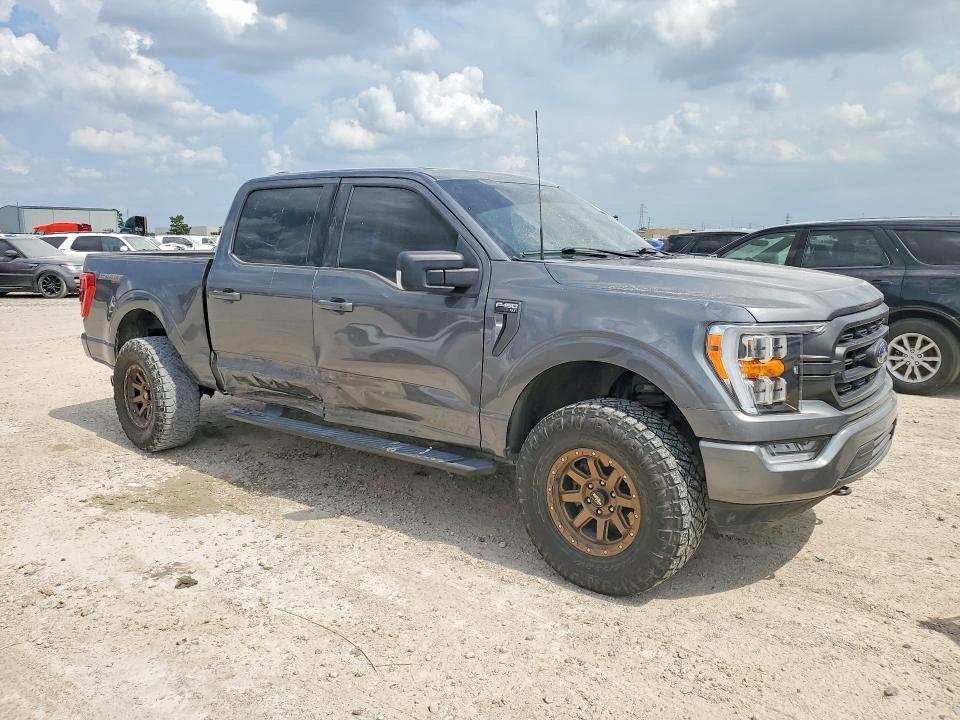2023 Ford VIN 1FTFW1E54PFA52418 COPART salvage auction — SIDE, Tx - Salvage Vehicle Title, sold $15,500 on 2026-07-28 (photo 4)