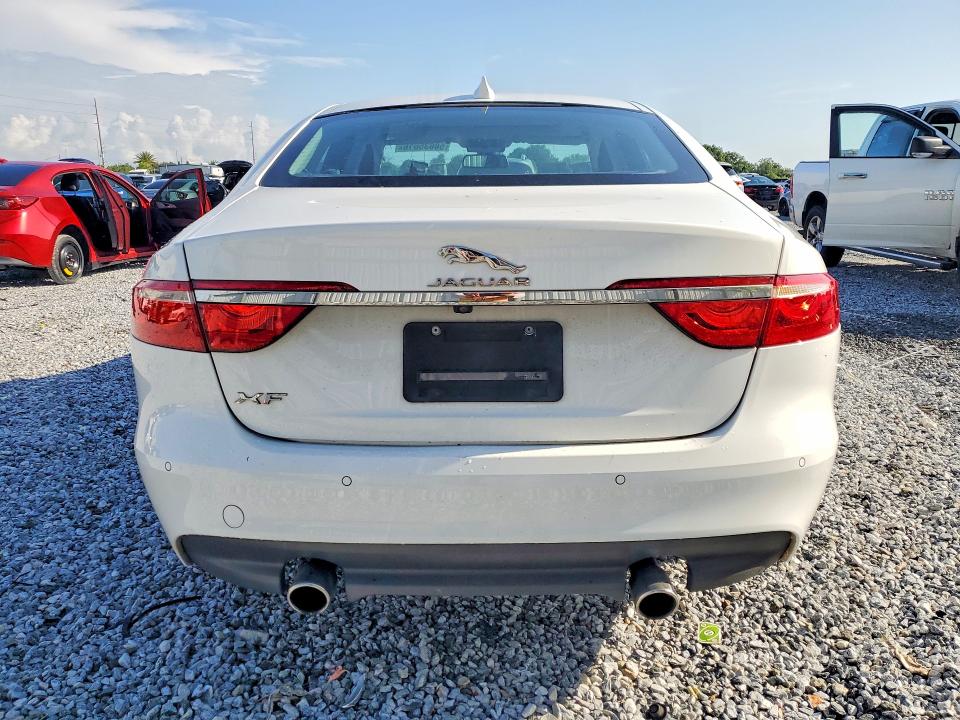 2016 Jaguar Xf VIN SAJBE4BV4GCY06332 COPART salvage auction — STRIPPED, Fl - Certificate Of Title, sold $3,050 on 2026-07-22 (photo 6)