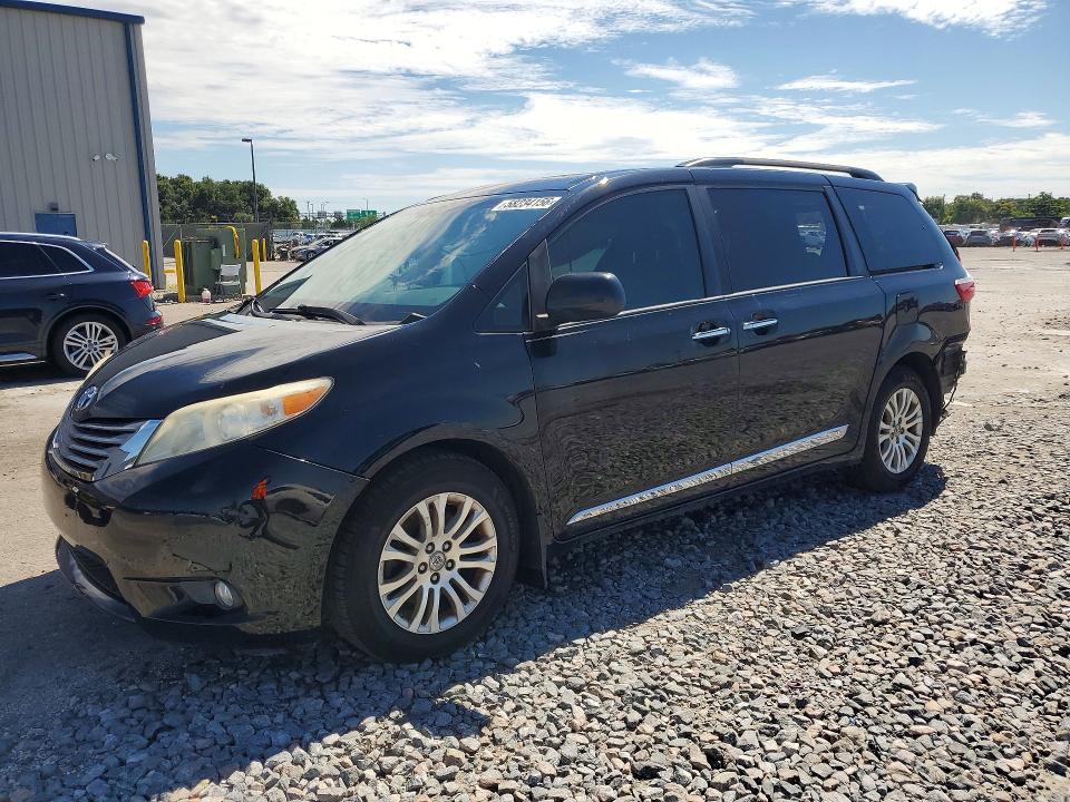 2017 Toyota Sienna VIN 5TDYZ3DC2HS835119 COPART salvage auction — REAR END, Fl - Cert Of Title Slvg Rebuildable, sold $3,450 on 2026-07-13 (photo 1)