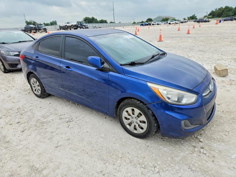 2016 Hyundai Accent VIN KMHCT4AE2GU060687 COPART salvage auction — NORMAL WEAR, TX - CERTIFICATE OF TITLE, sold $600 on 2026-07-02 (photo 4)