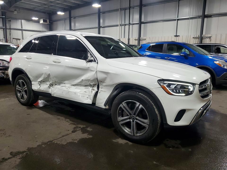 2020 Mercedes-benz VIN WDC0G8DB8LF692686 COPART salvage auction — SIDE, Mn - Cert Of Title-Salvage, sold $8,800 on 2026-08-01 (photo 4)