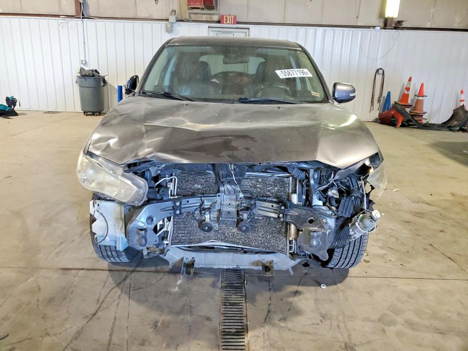 2011 Mitsubishi Outlander VIN JA4JT5AX8BU036190 COPART salvage auction — FRONT END, MO - SALVAGE CERTIFICATE OF TITLE, sold $450 on 2026-07-22 (photo 5)