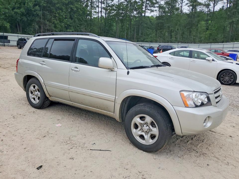 2003 Toyota Highlander VIN JTEGF21A830077733 COPART salvage auction — SIDE, Nc - Salvage Certificate Of Title, sold $900 on 2026-07-31 (photo 4)