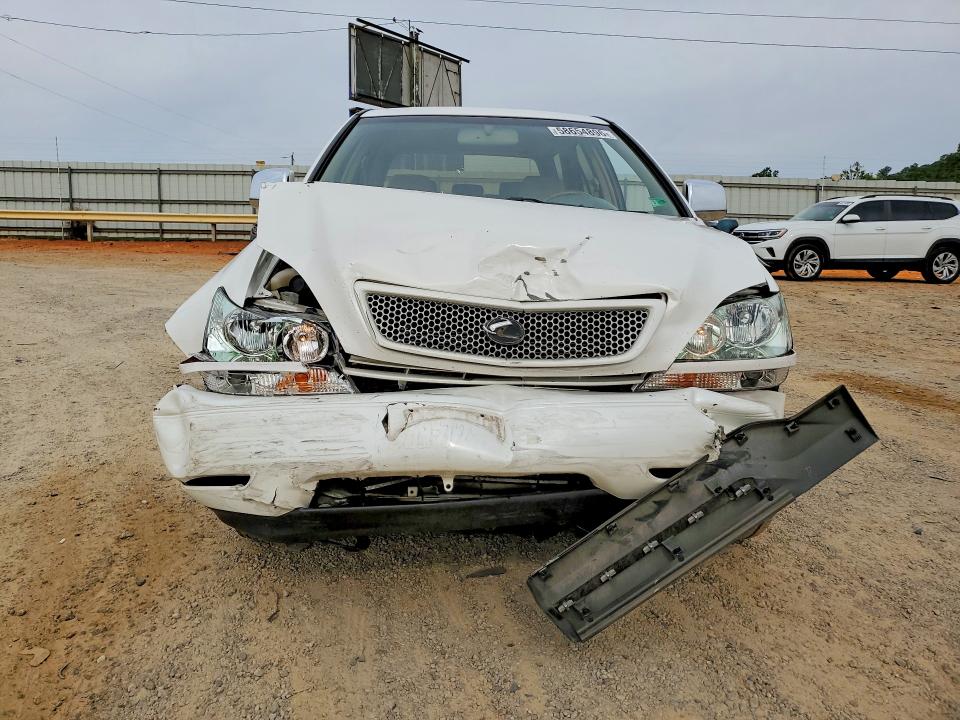 2002 Lexs Rx300 VIN JTJHF10U020273451 COPART salvage auction — FRONT END, VA - CERT OF TITLE - SALVAGE, sold $325 on 2026-07-17 (photo 5)