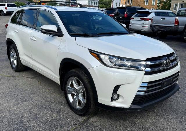 2019 Toyota Highlander VIN 5TDDZRFH5KS996078 COPART salvage auction — MINOR DENT/SCRATCHES, Ny - Certificate Of Title (P), sold $16,700 on 2026-07-09 (photo 4)