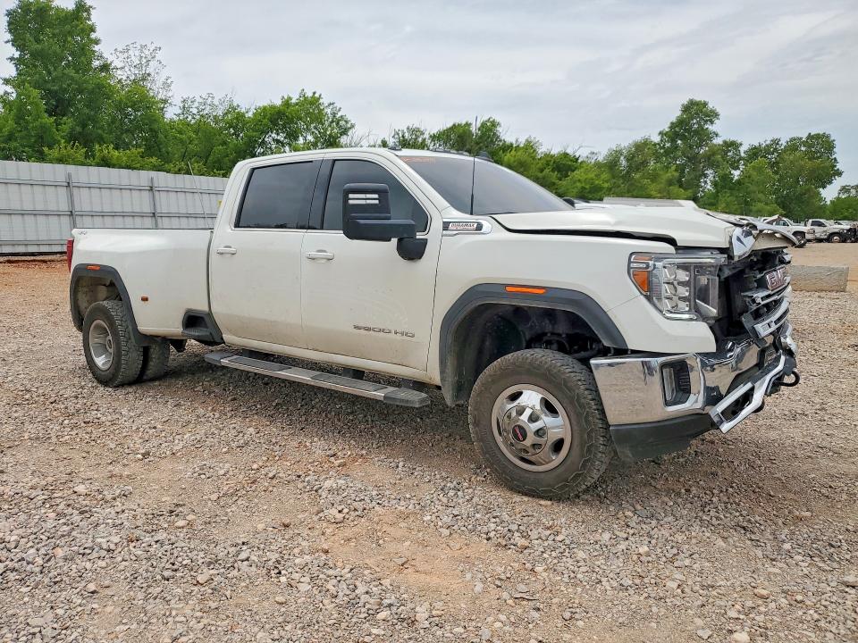 2022 Gmc VIN 1GT49TEY2NF331058 COPART salvage auction — FRONT END, Ok - Certificate Of Title, sold $7,900 on 2026-07-30 (photo 4)