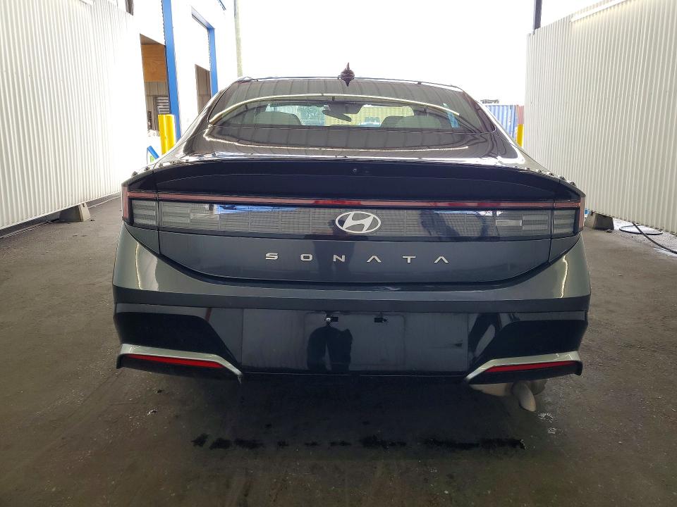 2025 Hyundai Sonata VIN KMHL64JA3SA429877 COPART salvage auction — FRONT END, Fl - Certificate Of Destruction, sold $4,500 on 2026-07-06 (photo 6)