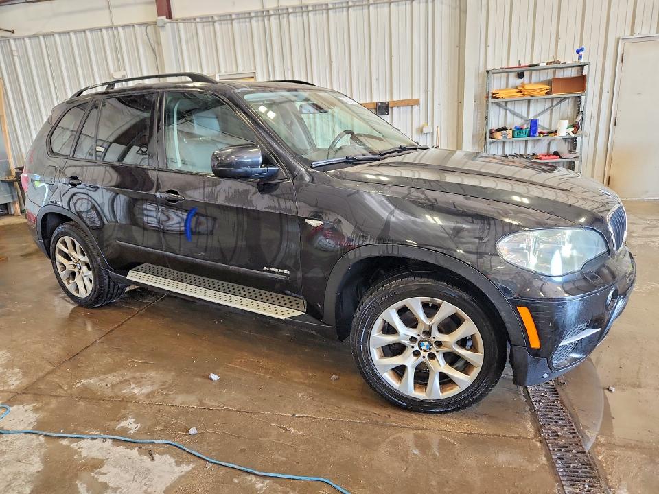 2012 BMW X5 VIN 5UXZV4C58CL987052 COPART salvage auction — HAIL, Wi - Junked Vehicle Bill Of Sale, sold $400 on 2026-07-20 (photo 4)