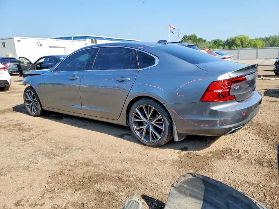 2018 Volvo S90 VIN LVY992MK0JP020707 COPART salvage auction — FRONT END, ON - PERMIT NO BRAND - UNFIT, sold $2,250 on 2026-07-16 (photo 2)