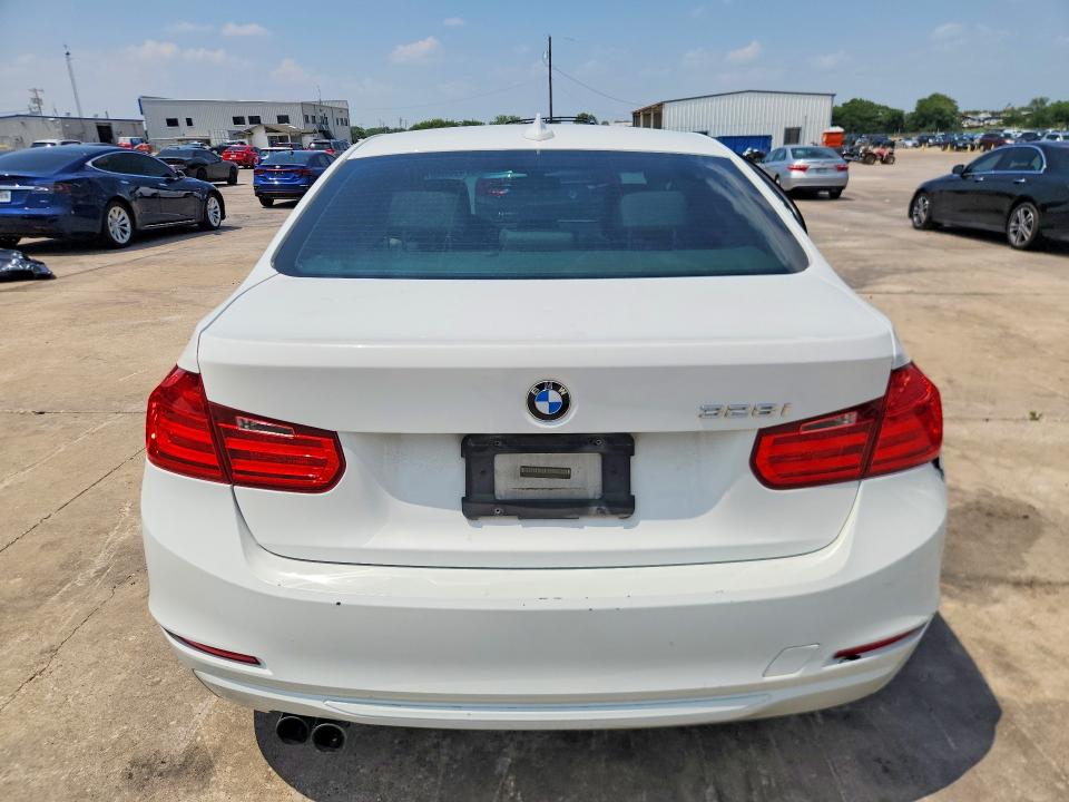 2015 BMW VIN WBA3A5G56FNP34966 COPART salvage auction — SIDE, Tx - Salvage Vehicle Title, sold $700 on 2026-08-13 (photo 6)