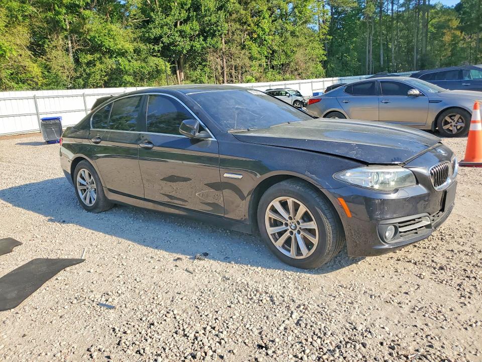 2016 BMW 5 series VIN WBA5A7C51GG148868 COPART salvage auction — MINOR DENT/SCRATCHES, NC - CERTIFICATE OF TITLE, sold $450 on 2026-07-17 (photo 4)
