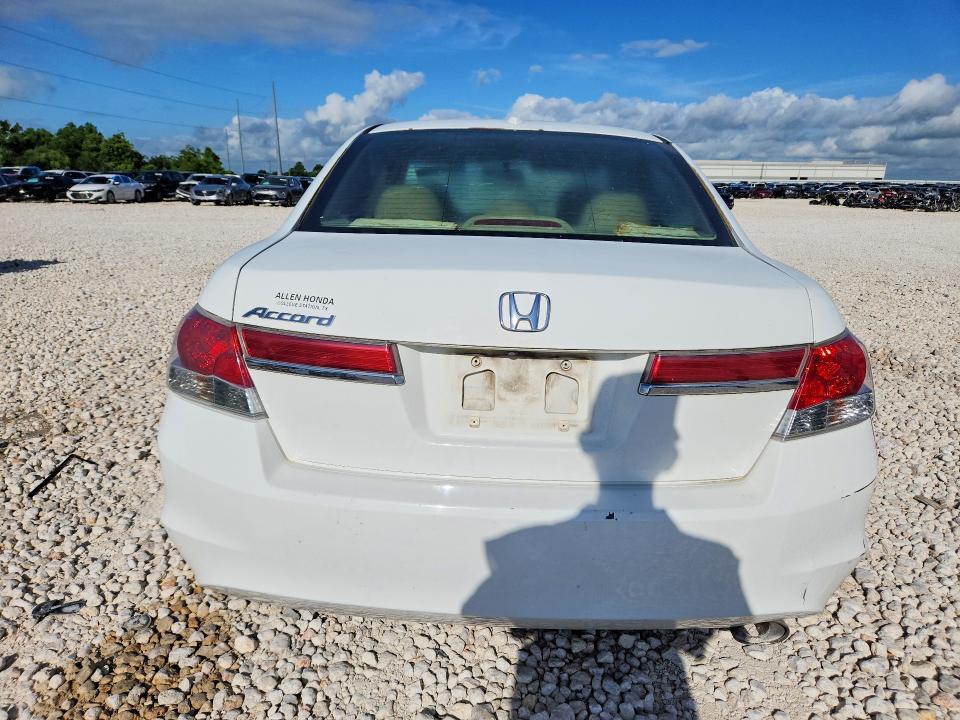 2012 Honda Accord VIN 1HGCP2F89CA186395 COPART salvage auction — SIDE, Tx - Salvage Vehicle Title, sold $725 on 2026-07-02 (photo 6)