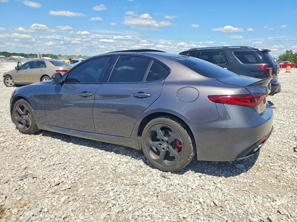 2017 Alfa romeo VIN ZARFAEDN4H7553981 COPART salvage auction — NORMAL WEAR, NJ - CERTIFICATE OF TITLE, sold $5,500 on 2026-07-30 (photo 2)
