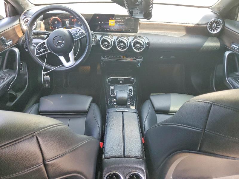 2019 Mercedes-benz VIN WDD3G4EB1KW016000 COPART salvage auction — MINOR DENT/SCRATCHES, Ca - Dis/Dlr/Exp Only Clean Title (P), sold $3,850 on 2026-07-27 (photo 8)