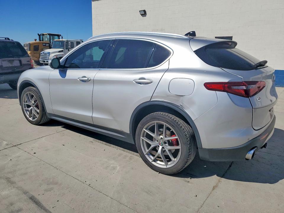 2018 Alfa romeo VIN ZASFAKBN1J7B97630 COPART salvage auction — REAR END, Ut - Salvage Certificate, sold $5,300 on 2026-08-17 (photo 2)