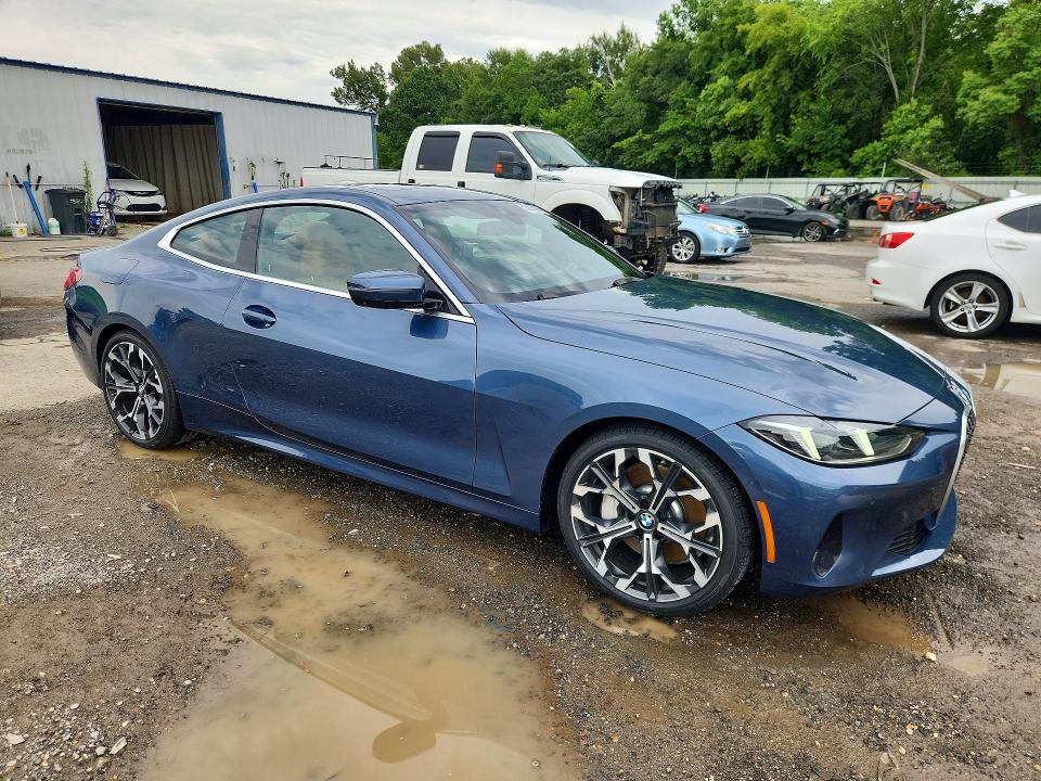 2026 BMW 4er VIN WBA43DA03TCW11526 COPART salvage auction — WATER/FLOOD, La - Certificate Of Destruction, sold $18,200 on 2026-07-16 (photo 4)
