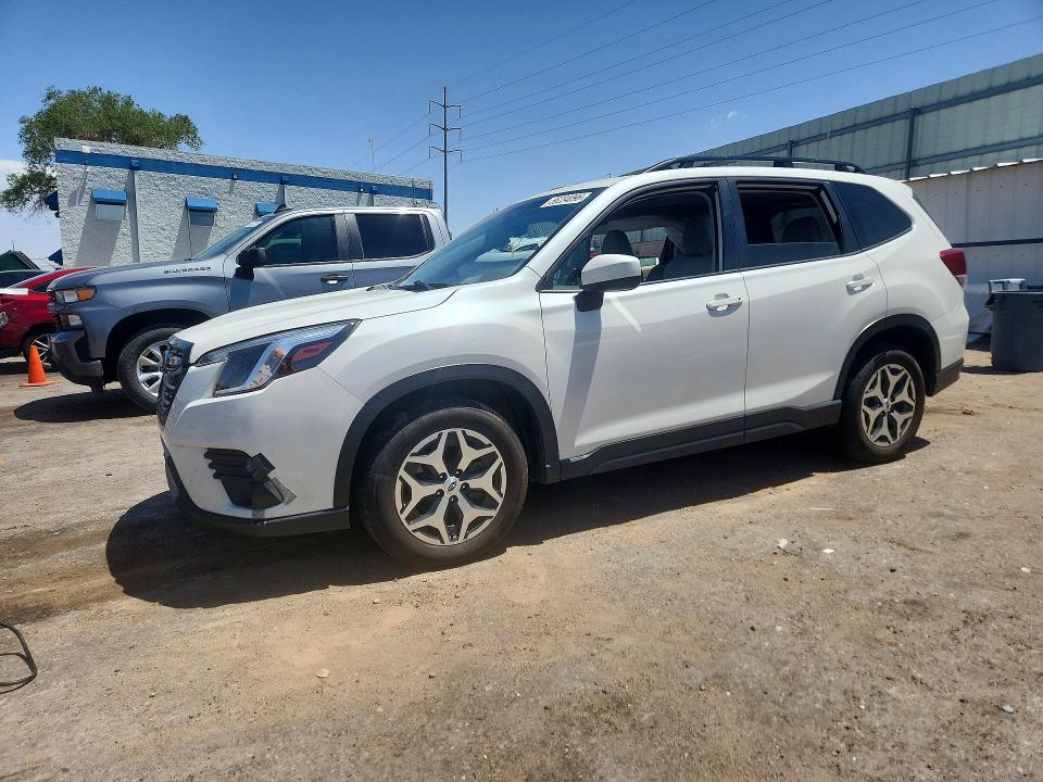 2022 Subaru Forester VIN JF2SKADC7NH444743 COPART salvage auction — SIDE, Nm - Cert Of Title-Salvage, sold $5,600 on 2026-07-27 (photo 1)