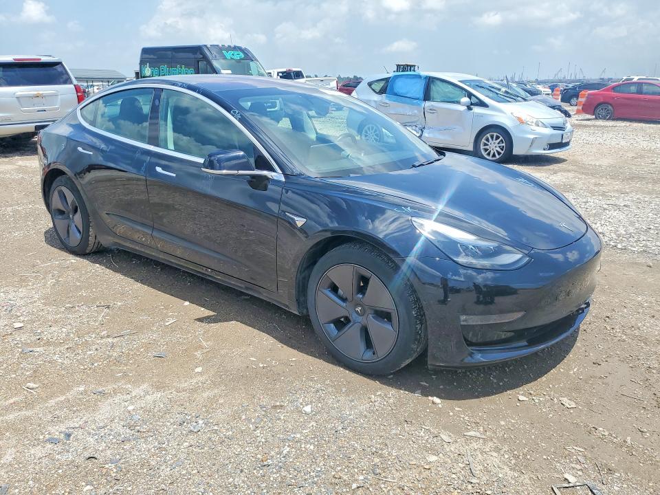 2019 Tesla VIN 5YJ3E1EAXKF304382 COPART salvage auction — HAIL, Salvage Title, sold $7,000 on 2026-07-16 (photo 4)