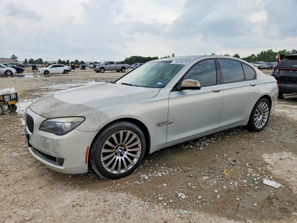 2011 BMW 7 series VIN WBAKA4C56BC612674 COPART salvage auction — MINOR DENT/SCRATCHES, Tx - Certificate Of Title (P), sold $1,400 on 2026-08-04 (photo 1)