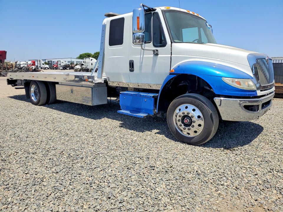 2015 International 4000 series VIN 3HAMMMML9FL689822 COPART salvage auction — MINOR DENT/SCRATCHES, Ca - Dis/Dlr/Exp Only Clean Title, sold $16,600 on 2026-07-13 (photo 4)