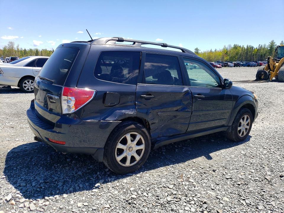 2010 Subaru Forester VIN JF2SH6BC9AG908470 COPART salvage auction — SIDE, Ns - Salvage Title, sold $250 on 2026-07-23 (photo 3)