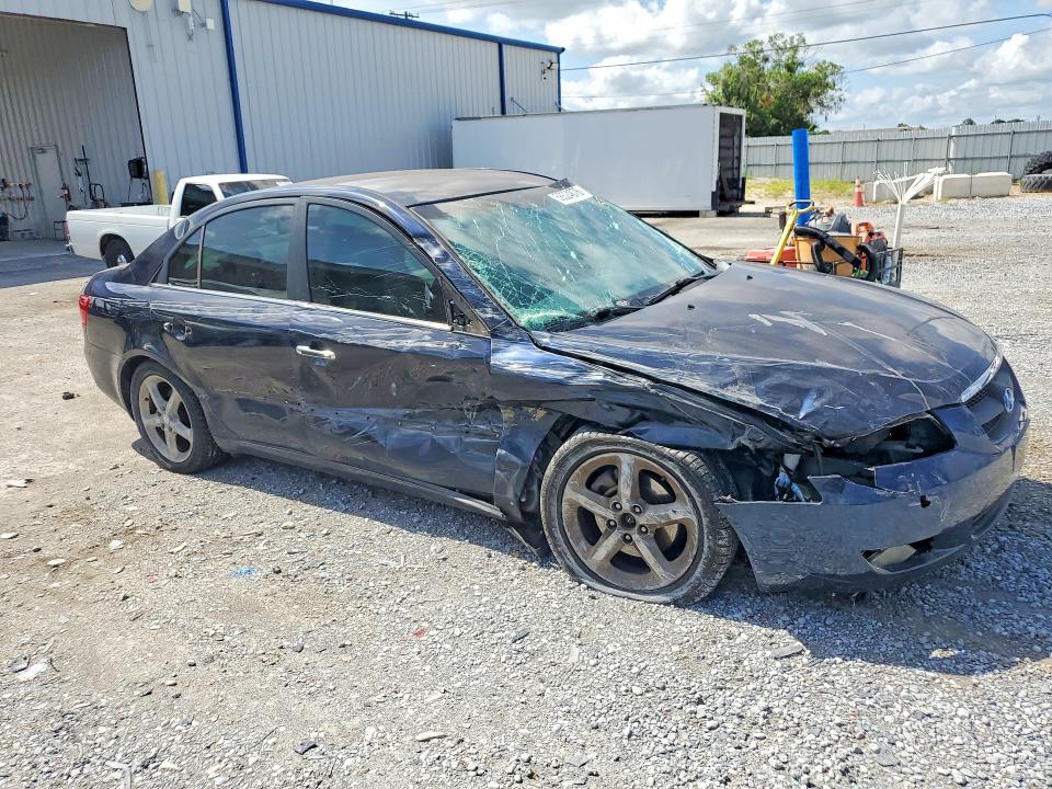 2006 Hyundai Sonata VIN 5NPEU46FX6H043379 COPART salvage auction — SIDE, Fl - Cert Of Title Slvg Rebuildable, sold $475 on 2026-07-07 (photo 4)