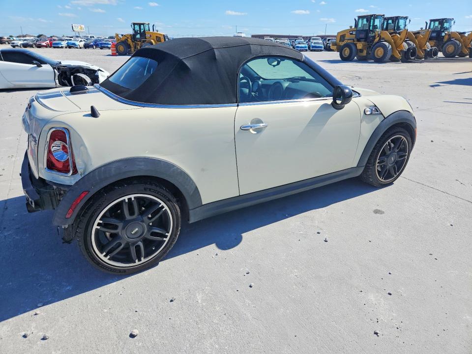 2014 Mini Cooper VIN WMWSY3C54ET566661 COPART salvage auction — REAR END, Tx - Salvage Vehicle Title, sold $2,600 on 2026-07-31 (photo 3)