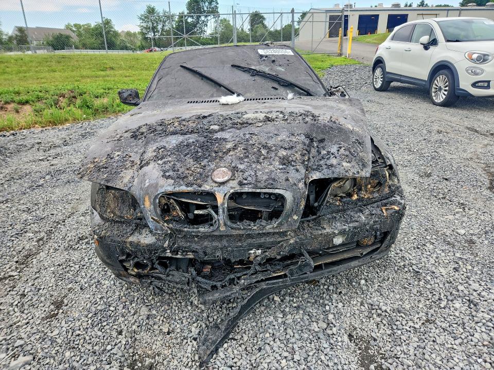 2001 BMW 3 series VIN WBABS53451EV85836 COPART salvage auction — BURN, Pa - Certificate Of Salvage, sold $400 on 2026-07-07 (photo 5)
