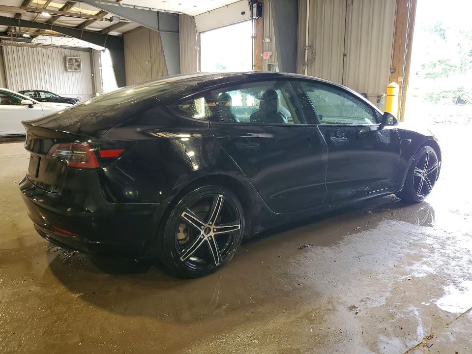 2022 Tesla Model 3 VIN 5YJ3E1EA8NF369669 COPART salvage auction — UNDERCARRIAGE, VA - CERTIFICATE OF TITLE, sold $3,700 on 2026-07-08 (photo 3)