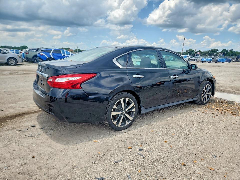 2016 Nissan Altima VIN 1N4AL3AP2GC236706 COPART salvage auction — MINOR DENT/SCRATCHES, FL - CERTIFICATE OF TITLE, sold $1,150 on 2026-07-30 (photo 3)